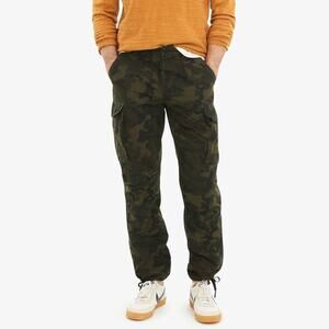 Wallace & Barnes Ripstop Brigade Cargo Pant in Woodland Camo Size 31W 32L